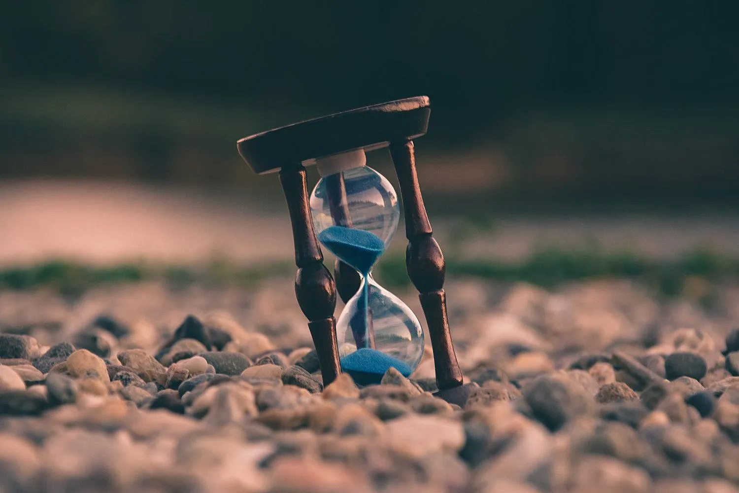 Clock beside an open Bible representing time for daily study